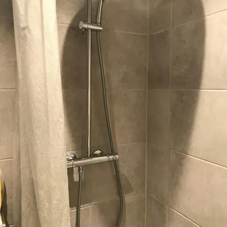 Central Apartment Apartman